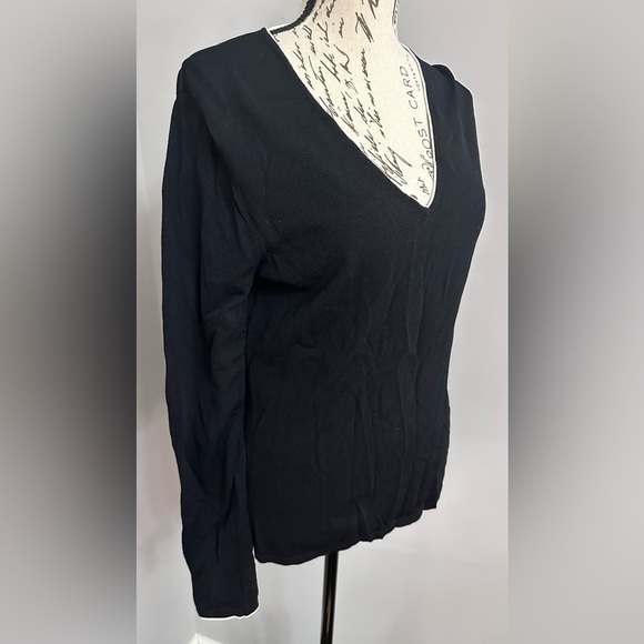 🖤🖤 The Limited Women’s Long Sleeve Top 🖤🖤 - Picture 7 of 11